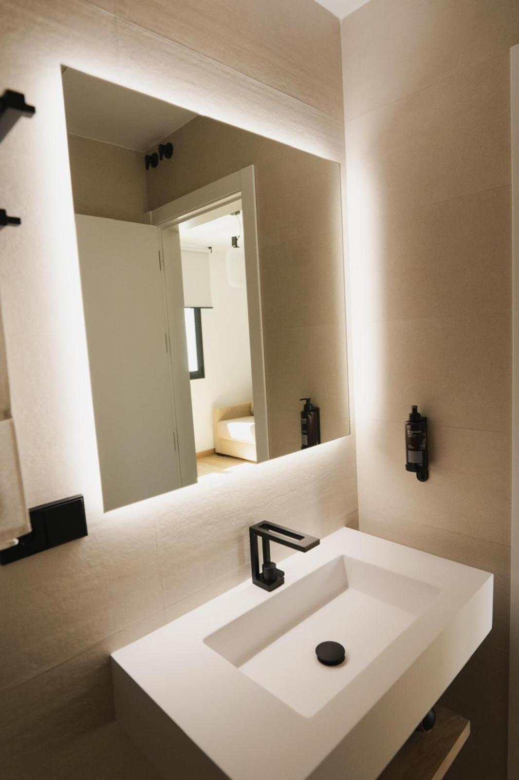 Azure Homes コニル・デ・ラ・フロンテラ エクステリア 写真